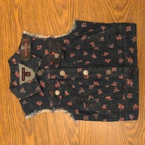 NWT. Material Girl Denim Vest